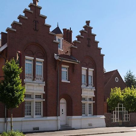 Logis - Belle Hotel, Lille-Ouest Bailleul  Luaran gambar