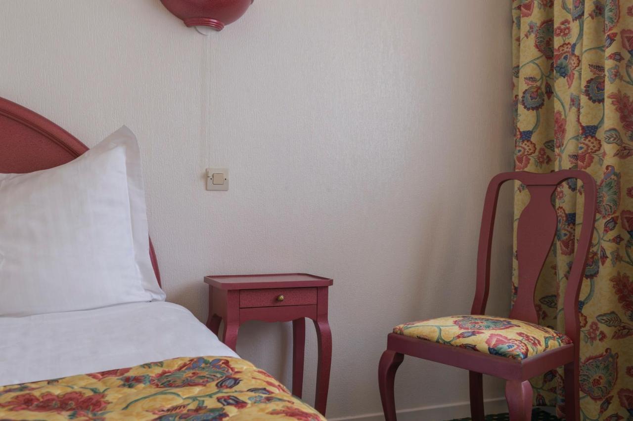 Logis - Belle Hotel, Lille-Ouest Bailleul  Luaran gambar