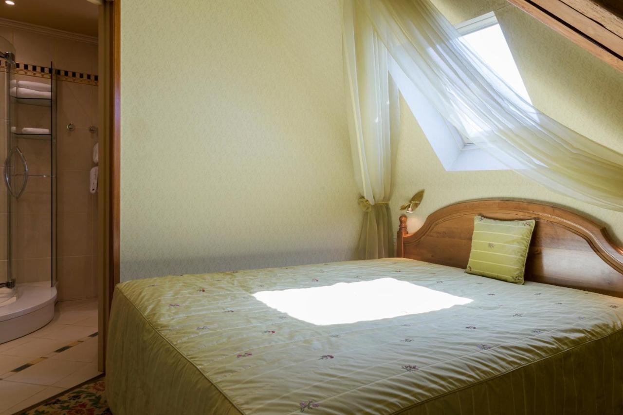 Logis - Belle Hotel, Lille-Ouest Bailleul  Luaran gambar