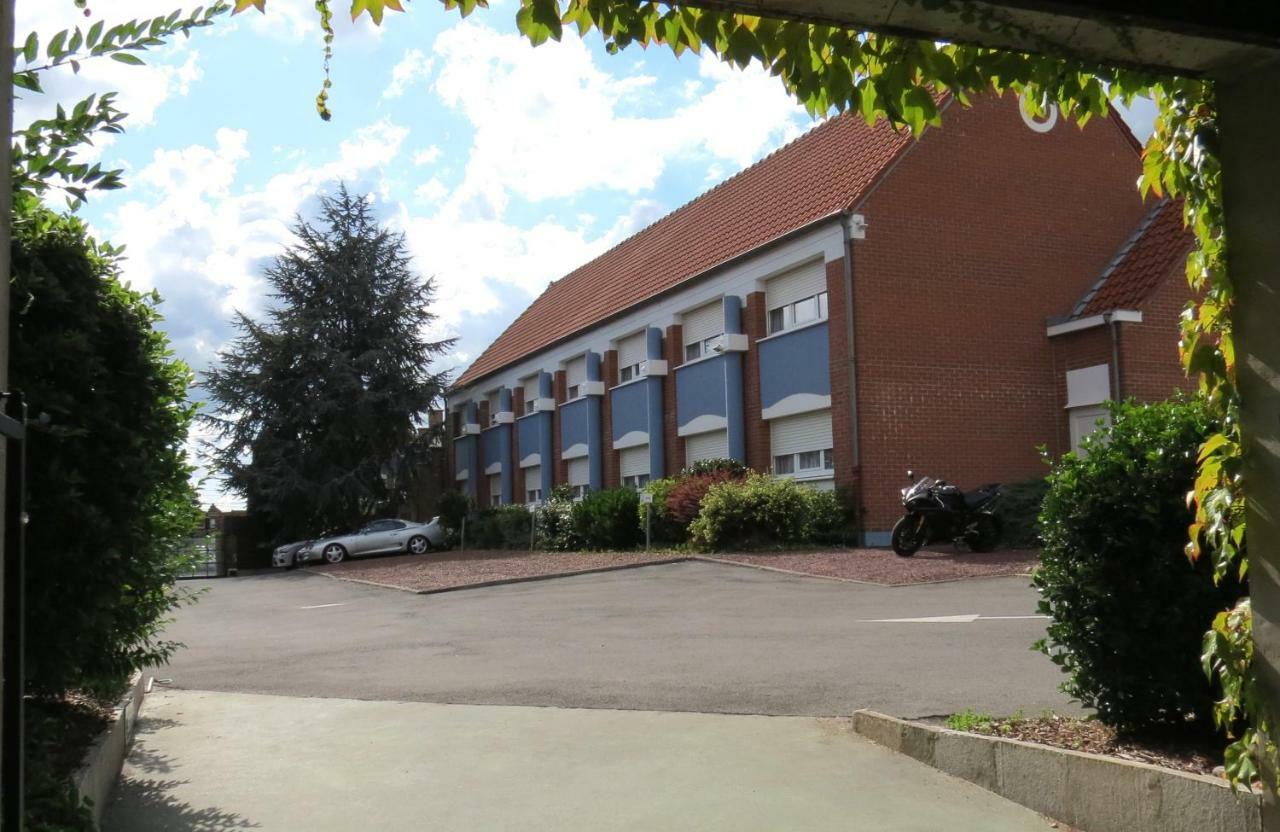 Logis - Belle Hotel, Lille-Ouest Bailleul  Luaran gambar